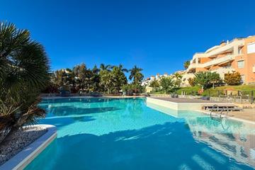 Apartamento en venta La Caleta 