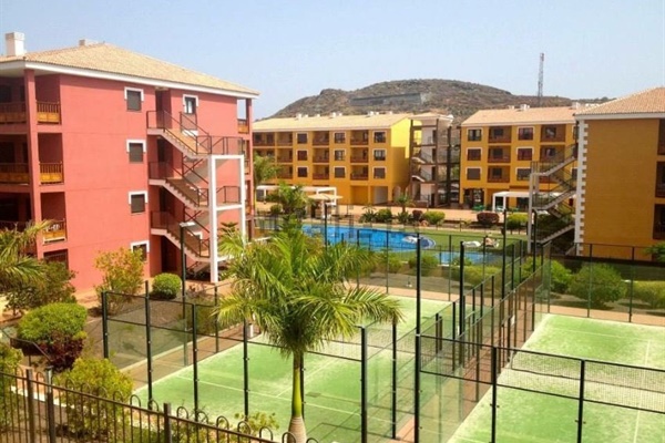 Gebouw te koop Arona