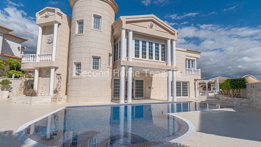 Villa Golf Costa Adeje - Stunning property